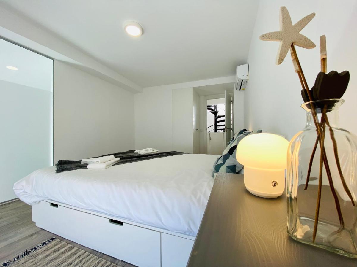 Tia Anica House I - Apartment With Terrace In Central Fuseta Beach Village Екстер'єр фото