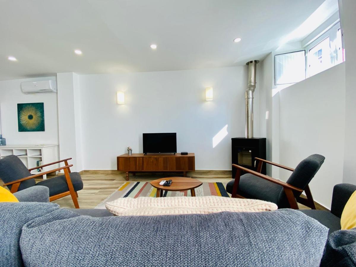 Tia Anica House I - Apartment With Terrace In Central Fuseta Beach Village Екстер'єр фото