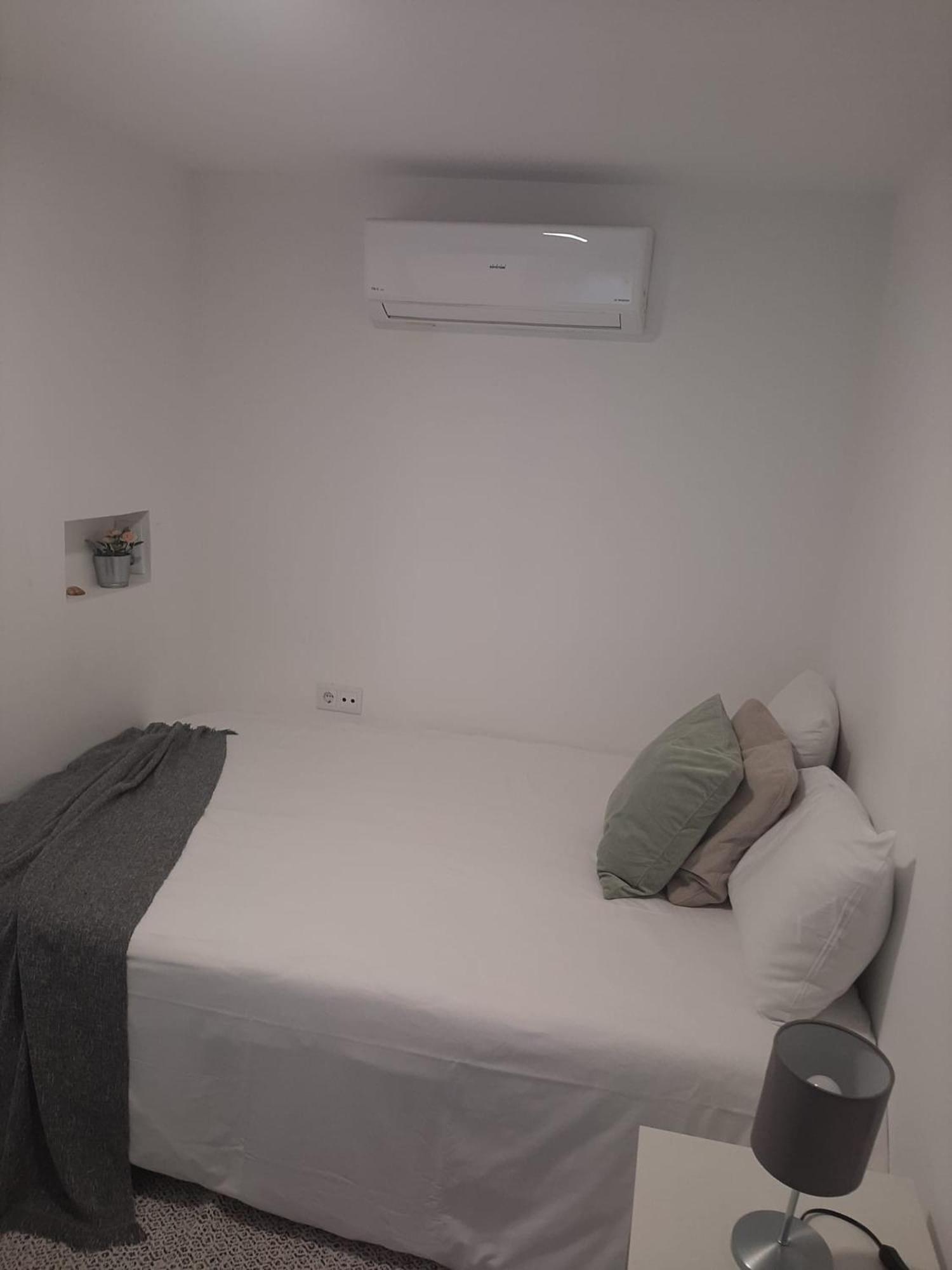 Tia Anica House I - Apartment With Terrace In Central Fuseta Beach Village Екстер'єр фото